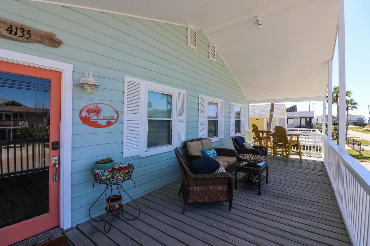 One-Of-A-Kind Beach Home With Lounge Bar Game Room Галвестон Экстерьер фото